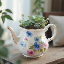 Load image into Gallery viewer, Sadler Windsor Teapot in Pansy Pattern
