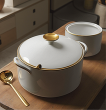 Load image into Gallery viewer, Hutschenreuther Noblesse Soup Tureen with Gold Plating
