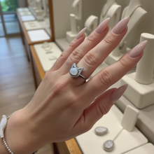 Load image into Gallery viewer, Moonstone Cat Ring in Sterling Silver
