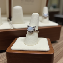 Load image into Gallery viewer, Moonstone Cat Ring in Sterling Silver
